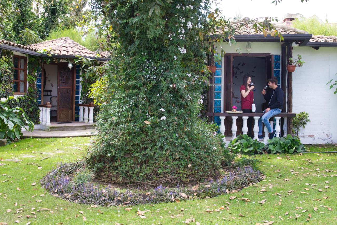 Hotel Boutique Casa De Hacienda Su Merced Puembo Exterior photo